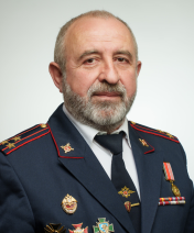 Амирханов Магомед Амирханович